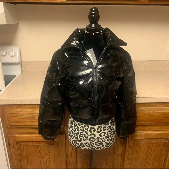 Offers Welcome Pretty little thing bnwt black bubble Size is UK,  US